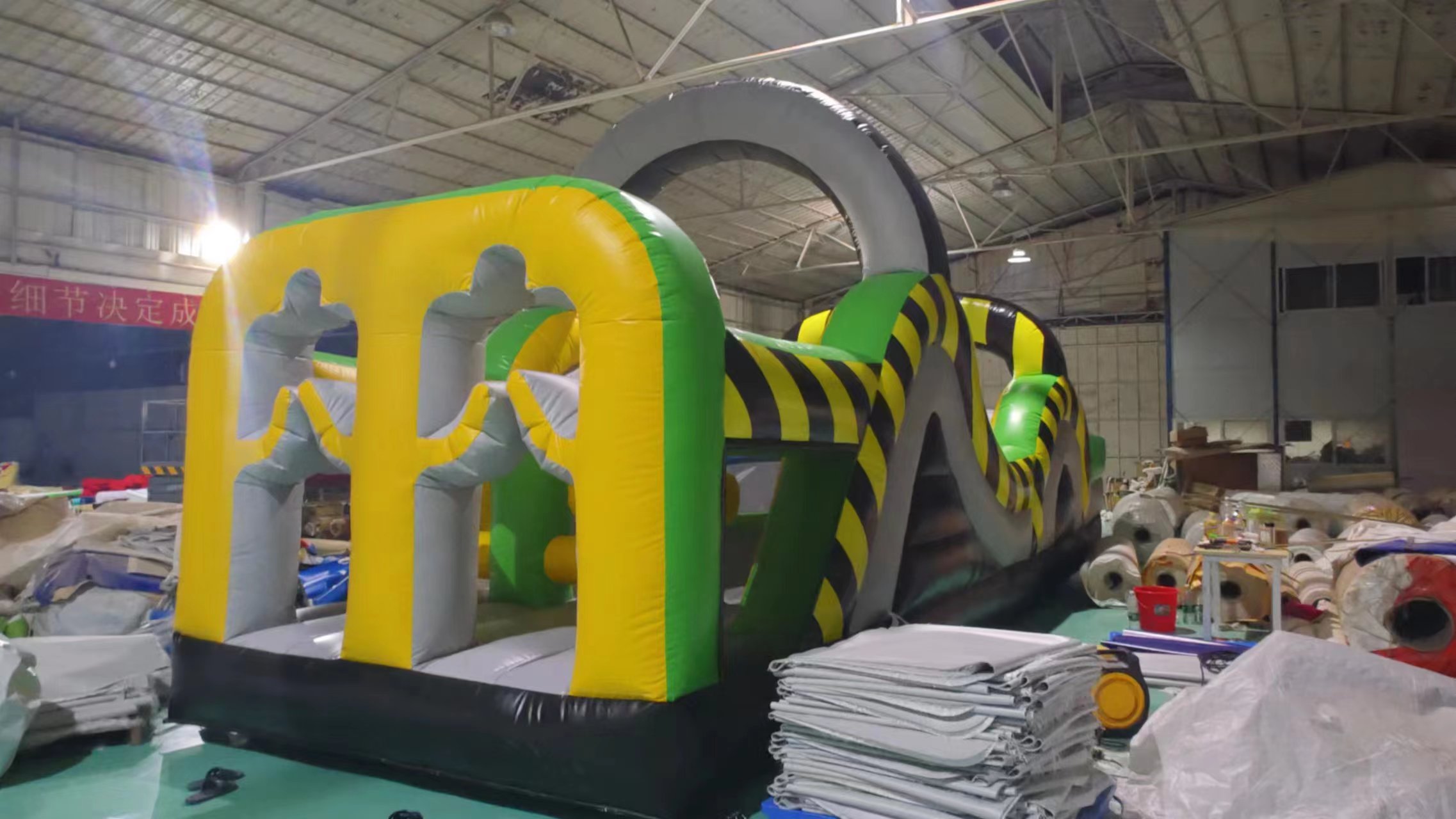 inflatable bouncer obstacle