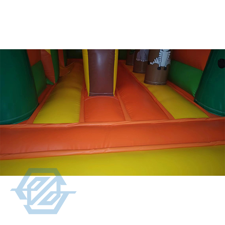 Animal Themed Bouncy Castle Park for Kids Jumping