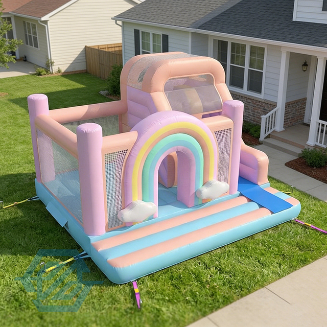 Casa gonfiabile arcobaleno con scivolo combinato con ventilatore
