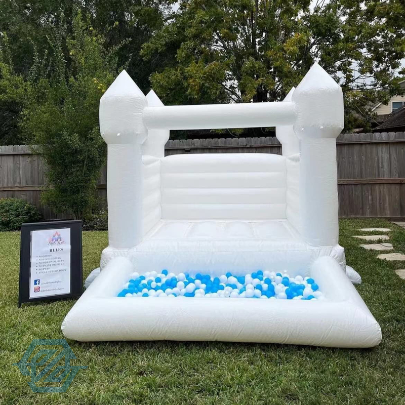 Inflatable White Bouncy Castle with Ball Pit for Wedding Events