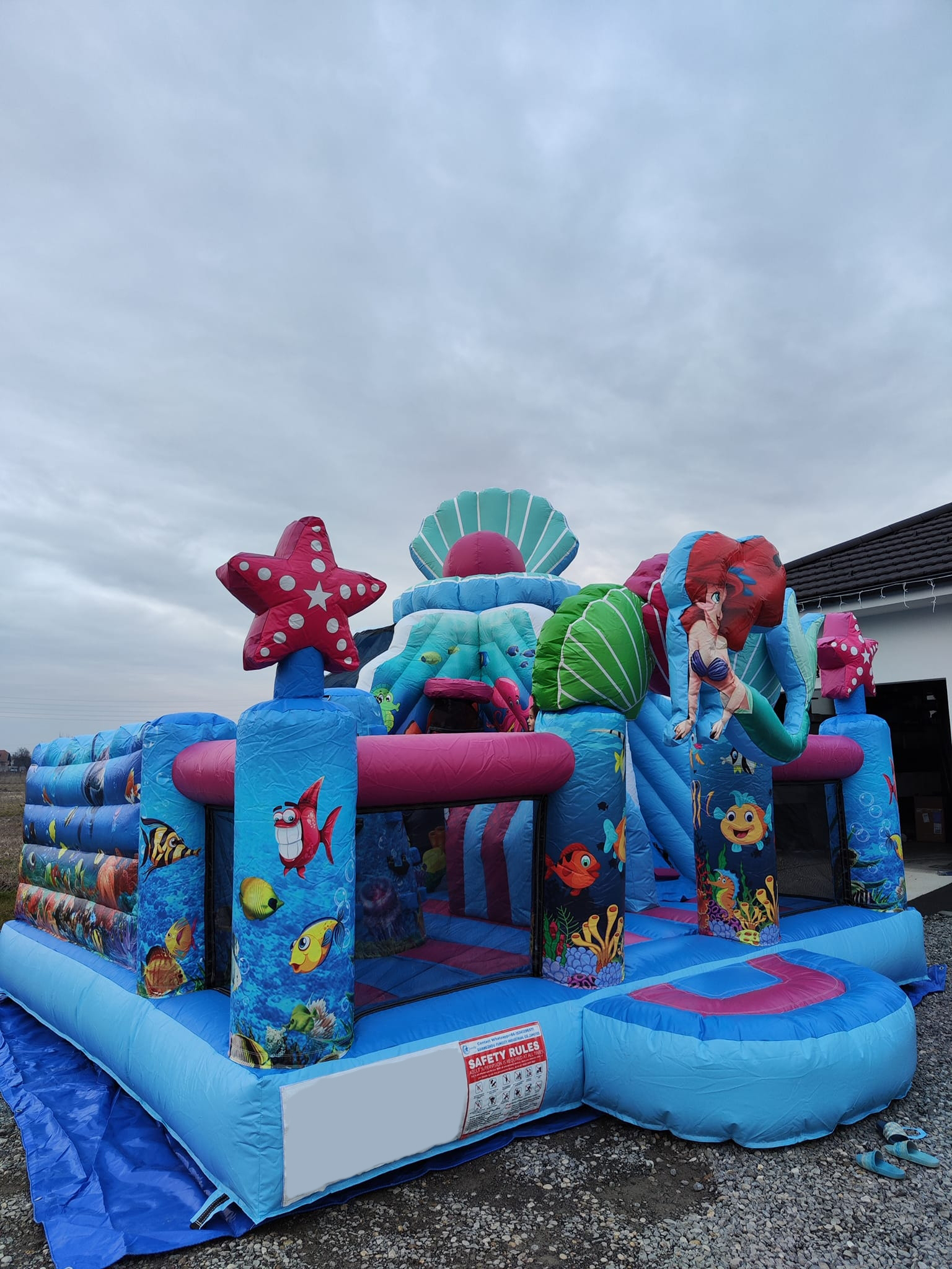 inflatable castle